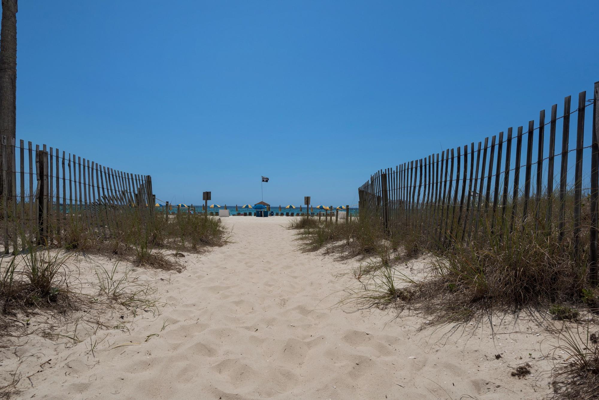 Beach Tower Beachfront Hotel, A By The Sea Resort Panama City Beach Zewnętrze zdjęcie